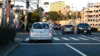 左折車両の横断歩道前停止 ペーパードライバー運転初心者に役立つ運転の豆知識