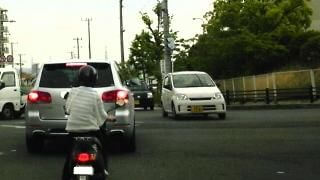 交差点右折待ち･その2 安全運転を楽しむ運転の豆知識