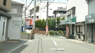 広い道路から狭い道路 ペーパードライバー運転初心者に役立つ運転の豆知識
